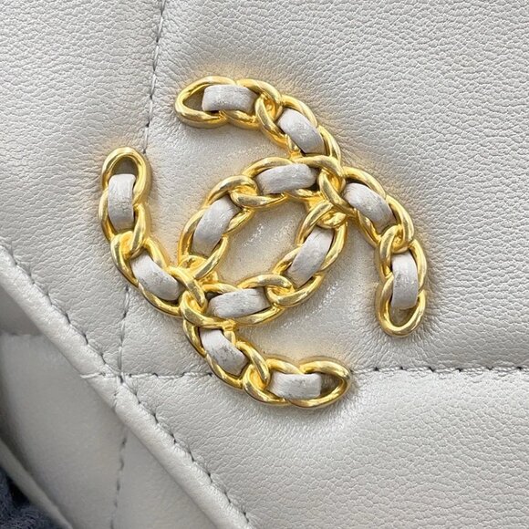 CHANEL CHANEL19 Chain wallet Lambskin Gray AP0957 - Picture 13 of 14